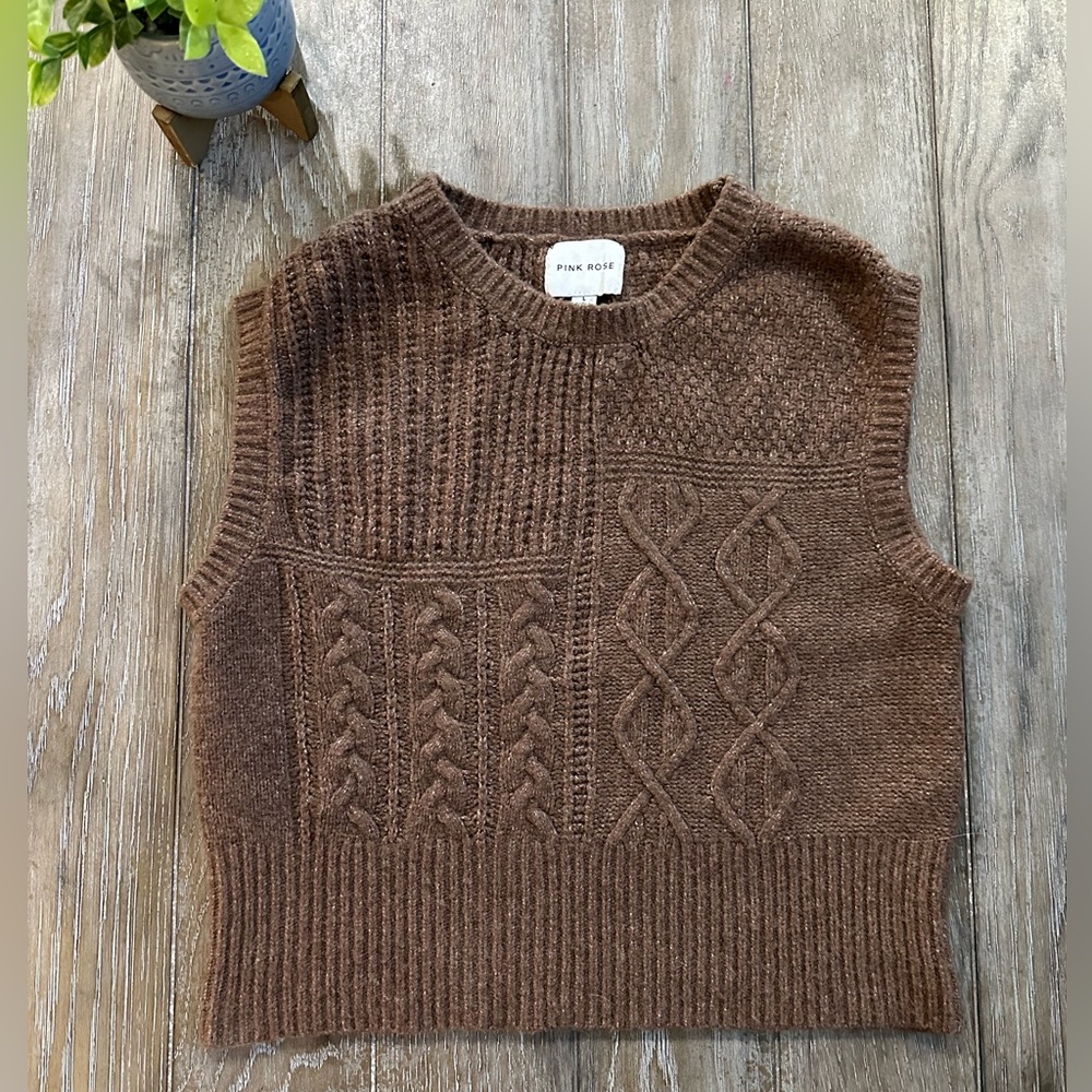 CUTEST Pink Rose Sweater Vest - Picture 1 of 9